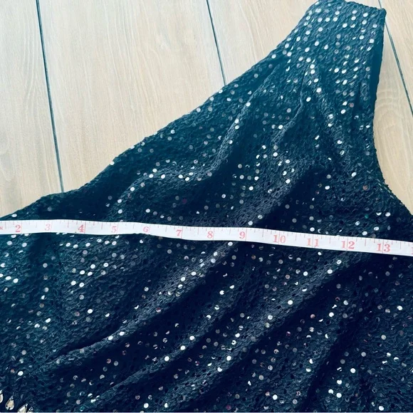 Size 8 Jackie Jon black one shoulder cocktail dress. In excellent condition. - Picture 9 of 9